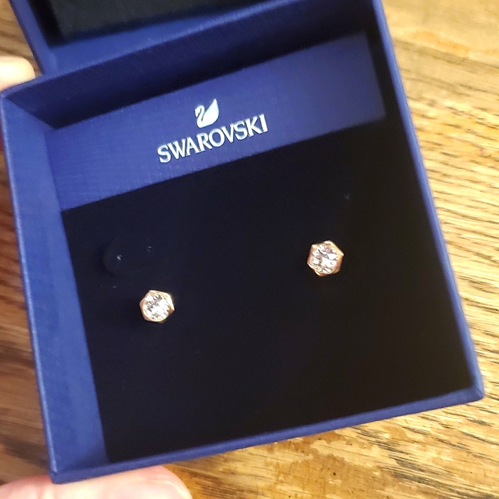 NEW! Swarovski Rose Gold-Plated Hexagonal Stud Earrings 5371199